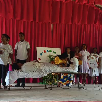 පාසල් අභ්‍යාස පොත් ලබා දීම 2025